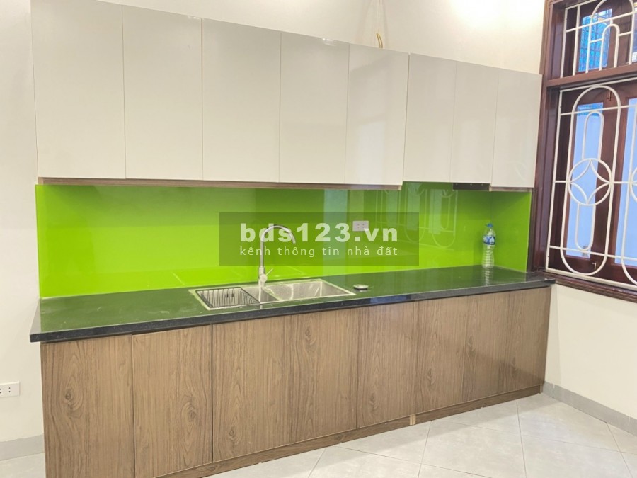 Bán nhà PL ô tô ngõ 71 Hoàng Văn Thái 4 tầng 61m2 ở luôn giá 6,8 tỷ. LH 0912442669