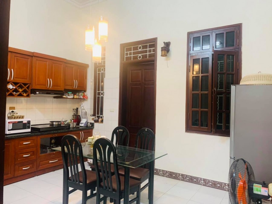 Biệt thự mini Hoàng Hoa Thám diện tích 85m2, 3 tầng đúc, giá đẹp 7.95 tỷ