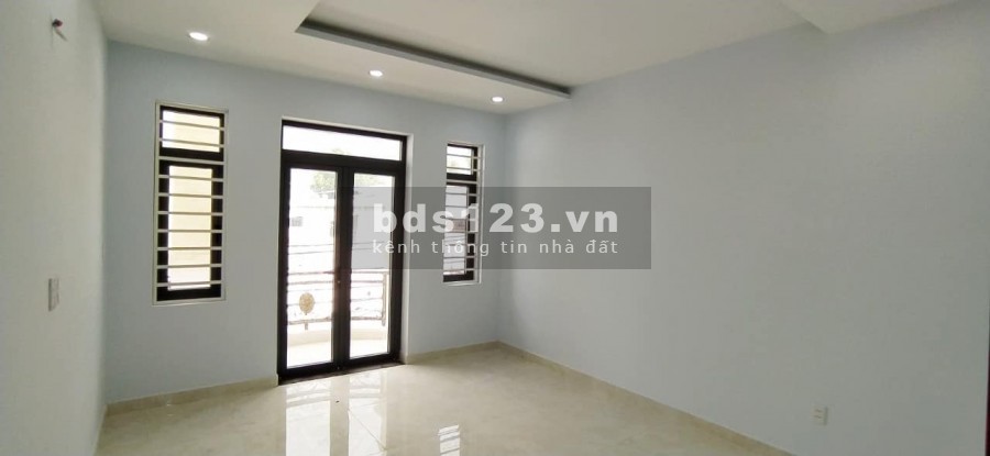 Nhà đẹp 4 tầng hẻm xe hơi Hương Lộ 2, Bình Tân diện tích 80m2 giá bán 6.3 tỷ bớt lộc.