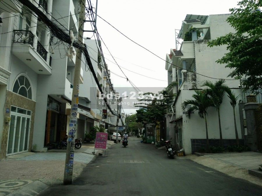 Nhà HXH Trịnh Đình Trọng, 200m2(5x40), 4 tầng, chỉ 65tr/m2, không có căn thứ 2