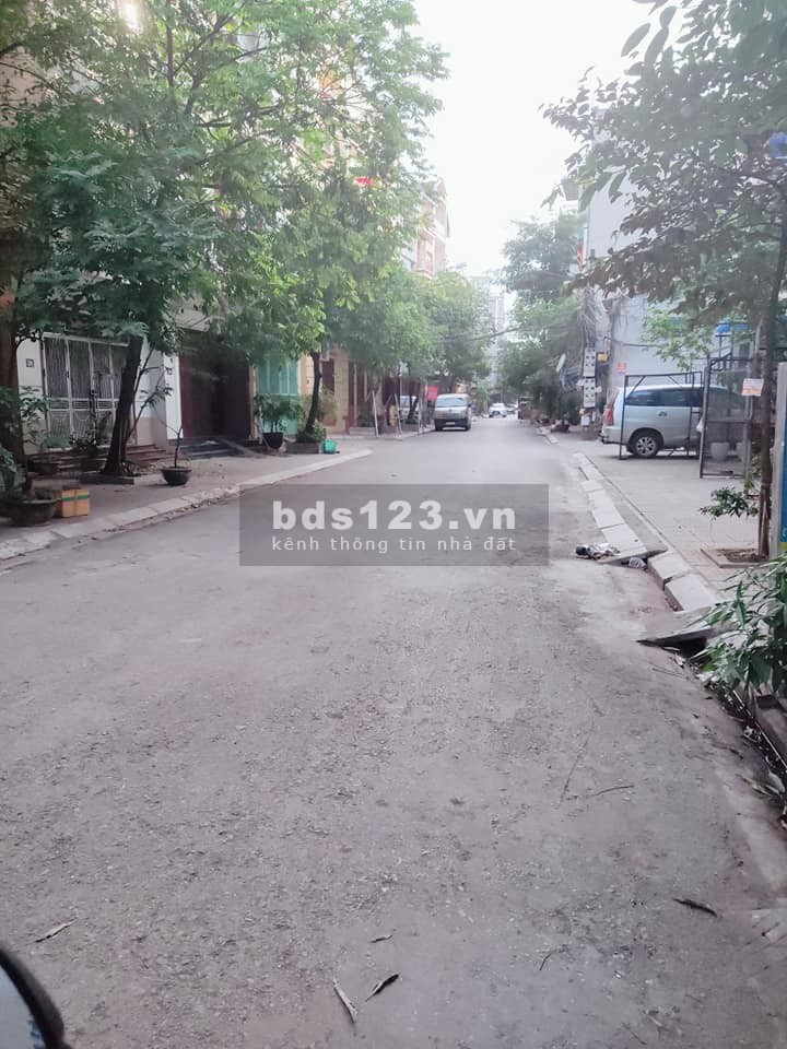 Bán đất Trần Đăng Ninh, Hà Đông, vỉa hè ô tô tránh, dt 50m2, giá chỉ 7.2 tỷ