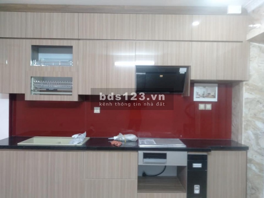 Siêu hiếm, giá nhỉnh 72tr/m2, Phố Ngọc Lâm 66m2 mặt tiền 4.5m 5 tầng, Long Biên