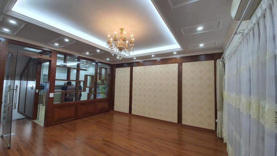 Nhà đẹp Trung Kính 20m ra. phố, kinh doanh văn phòng siêu đỉnh, ô tô tránh, dt 60m2, 6 tầng, mt 5.5m