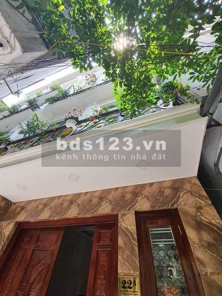 Bán nhà Cầu Giấy, dt 5m2, mt 5m, hiếm đẹp, rẻ, giá 6.9 tỷ, lh 0961427470