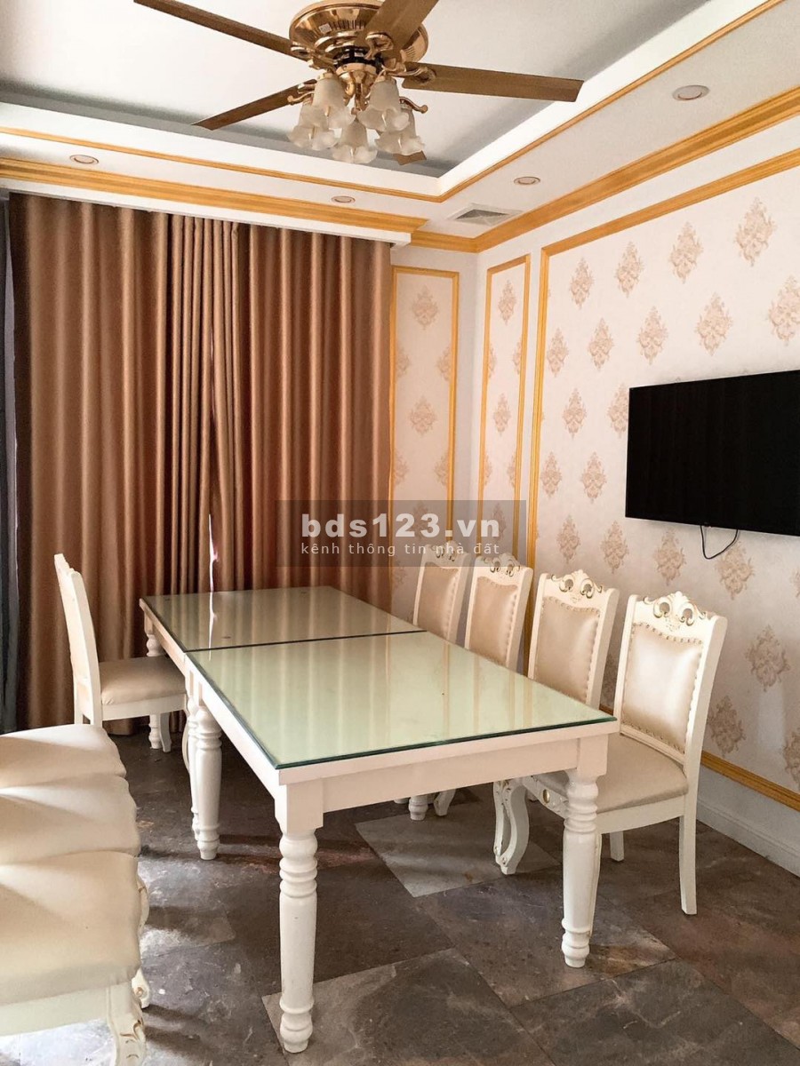 Mặt phố Liễu Giai, sổ vuông mt rộng 8.3m, diện tích 66m2, 4 tầng, giá 37.5 tỷ