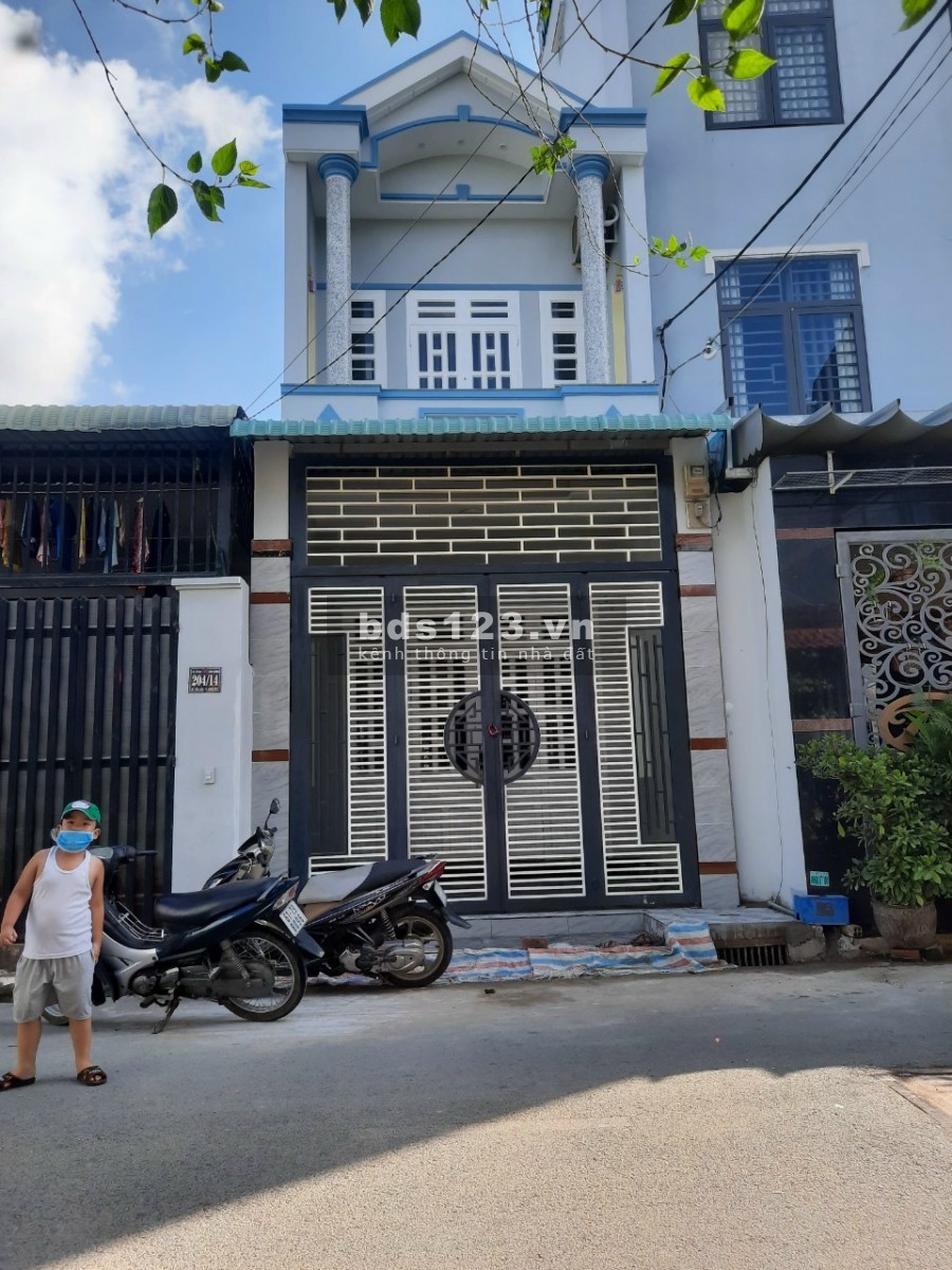 Nhà mặt tiền Phùng Khắc Khoan Dĩ An, giá chốt 3.65 tỷ, liên hệ chính chủ