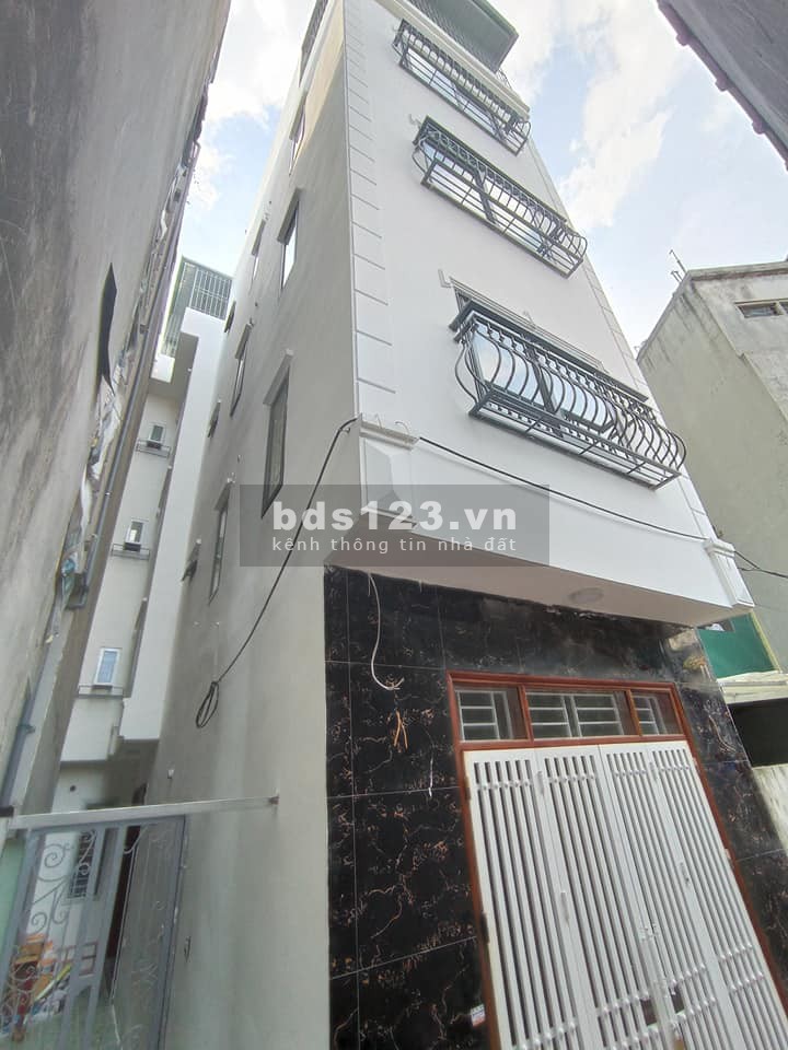 Bán nhà Hoàng Mai ngõ thông lô góc 3 thoáng, liên hệ 0981663442, giá 2.6 tỷ