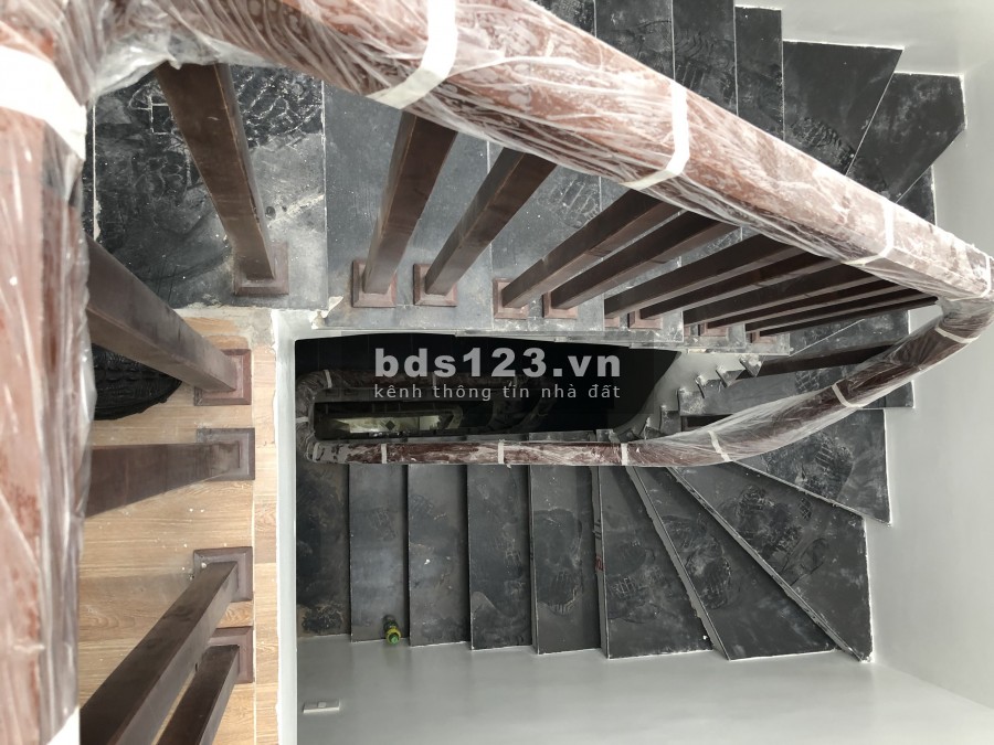 Mình chủ đất muốn bán nhanh Nhà Sát Ngọc Trục Nam Từ Liêm 179 M2/ 4 tầng Giá bèo 2,95 tỷ Liên hệ 0869858696