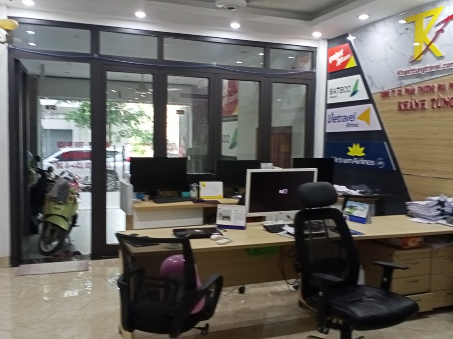 Bán Nhà Văn Phú 90m2, Vỉa Hè ÔTô Tránh, MT 4.5m, Kinh Doanh, Nhà Đẹp Tiện Nghi Giá 10.7 Tỷ