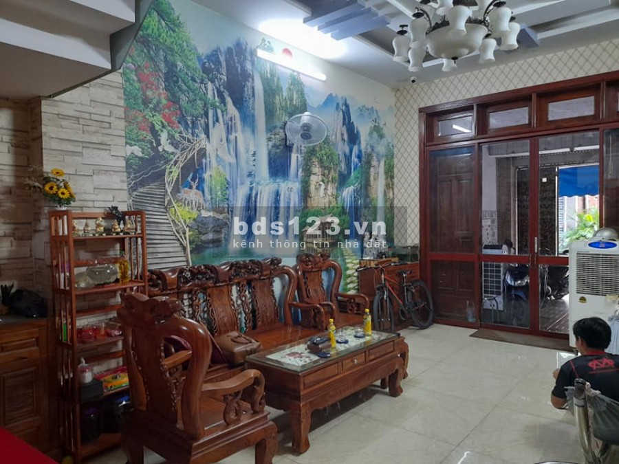 Nhà đẹp GIÁ TỐT ngay cầu vượt Quang Trung, không có căn thứ 2