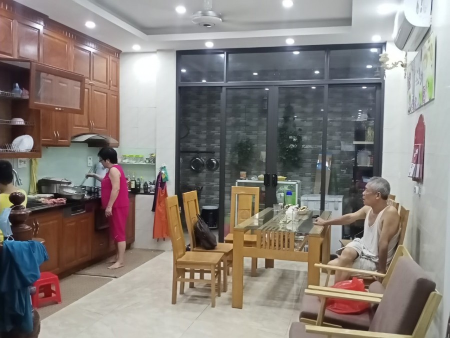 Bán Nhà Văn Phú 90m2, Vỉa Hè ÔTô Tránh, MT 4.5m, Kinh Doanh, Nhà Đẹp Tiện Nghi Giá 10.7 Tỷ