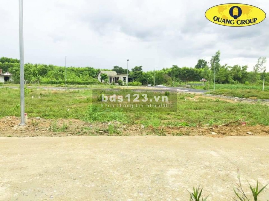 Bán nhanh 2 lô đất liền kề kiệt quốc lộ 9, sổ hồng chính chủ, giá tốt