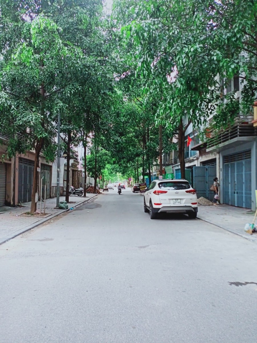 Bán Nhà Văn Phú 90m2, Vỉa Hè ÔTô Tránh, MT 4.5m, Kinh Doanh, Nhà Đẹp Tiện Nghi Giá 10.7 Tỷ