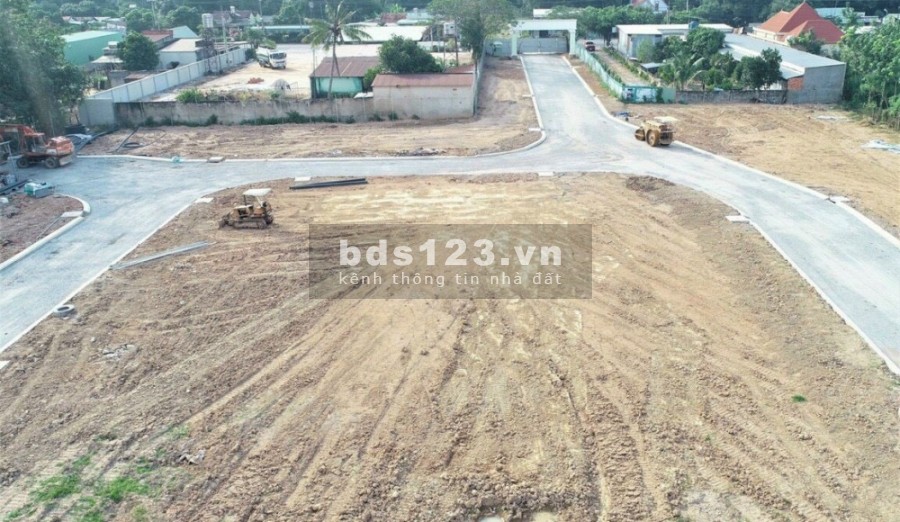 Còn vài lô đất Bencat City cần bán gấp, giá chỉ 900 triệu, giấy tờ pháp lí đủ