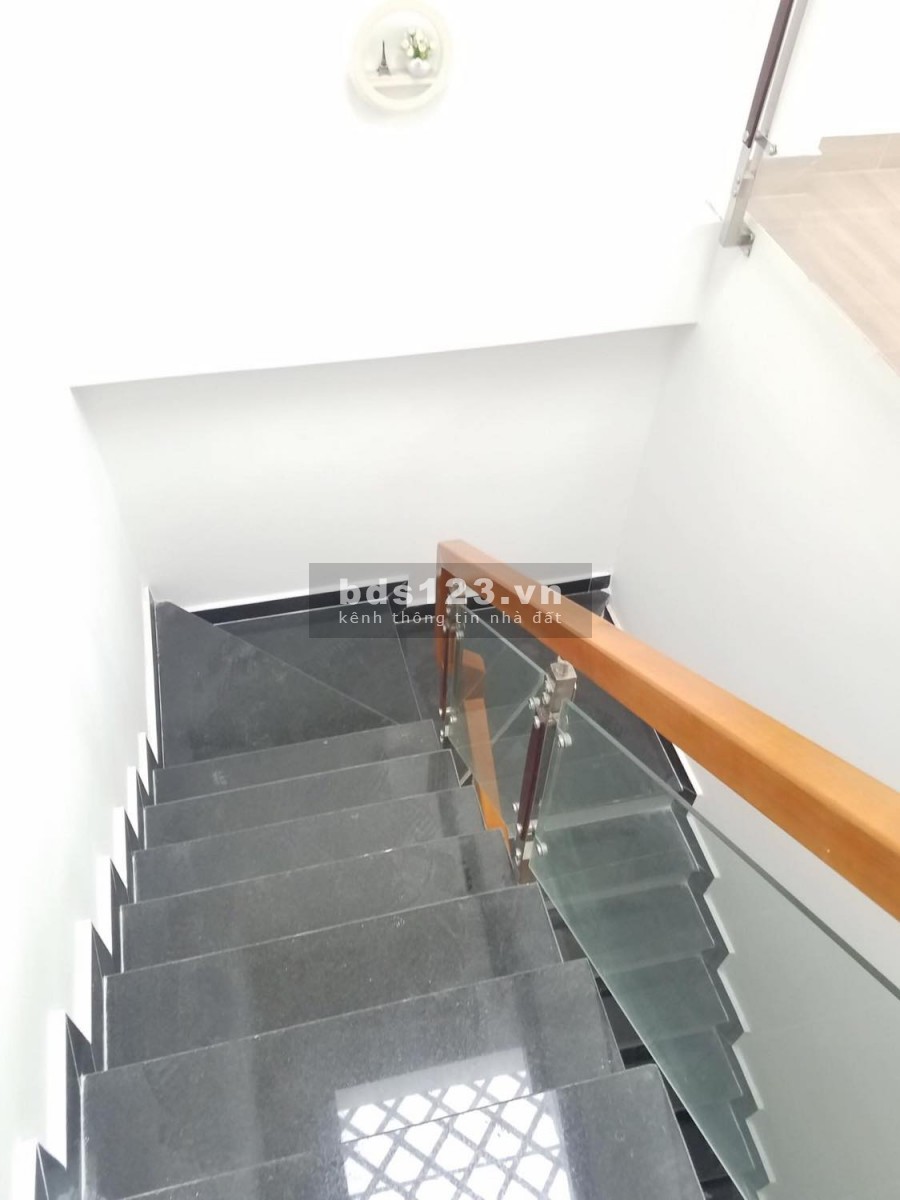 Ngôi nhà 2 lầu trong mơ của các gia đình tại Hiệp thành, Quận 12, giá 2.35 tỷ