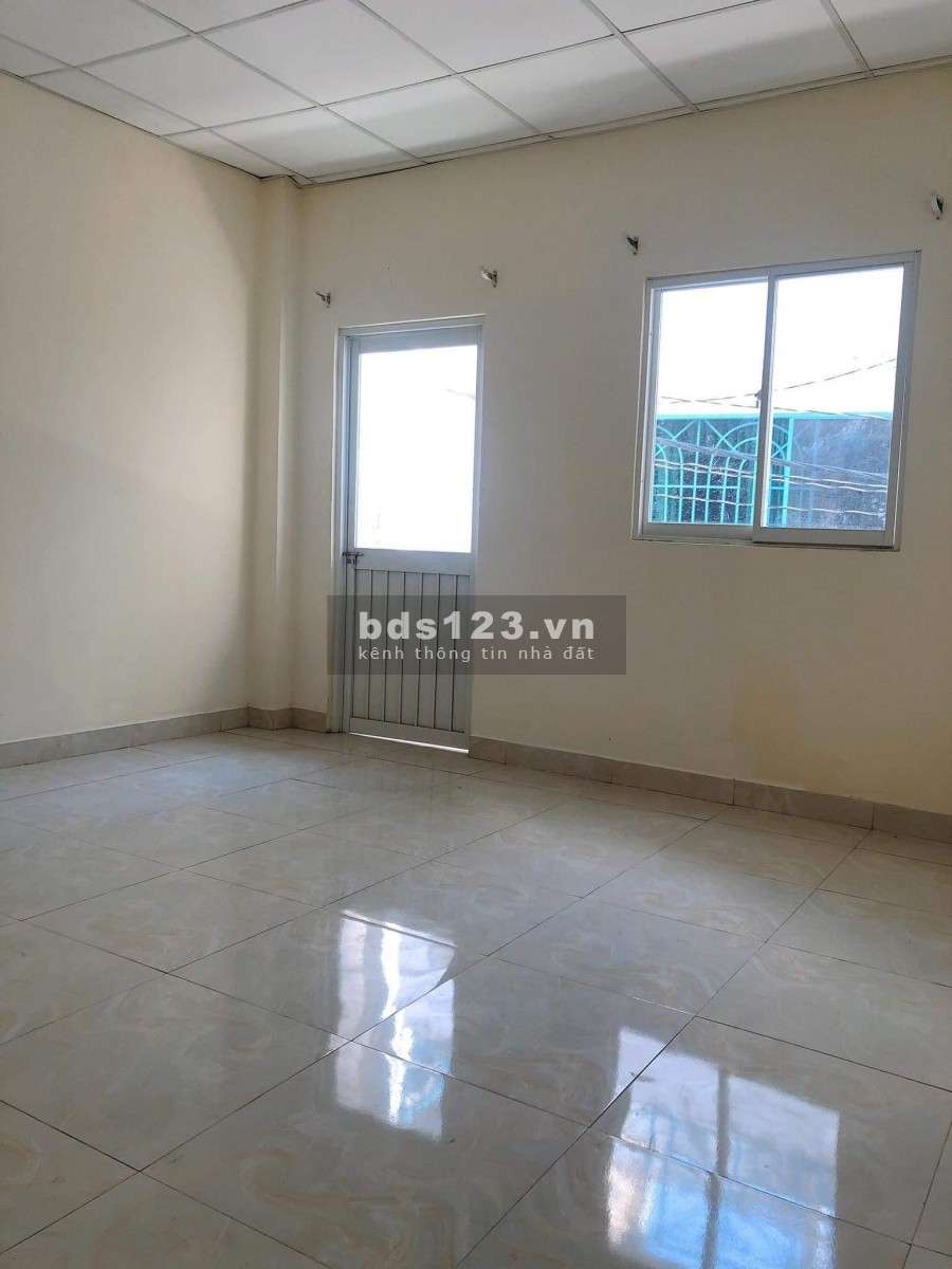 Nhà Ngô Gia Tự Quận 10 diện tích 35m2 cách mặt tiền 20m, lh 0362592754