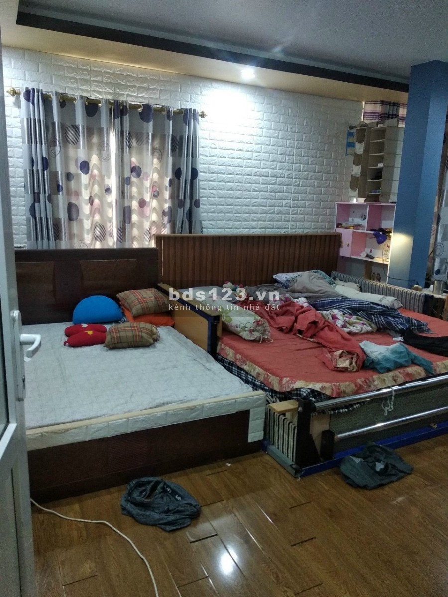 Bán nhà phố Nguyễn Văn Tố, ph Quang Trung, TP HD, 41m2, 3.5 tầng, lô góc, mt 4.25m, 2.55 tỷ