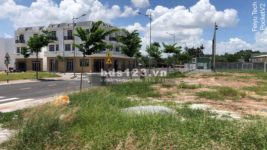 Bán lô đất Phú Chánh, Cổng Vsip 2a, giá đầu tư mùa dịch
