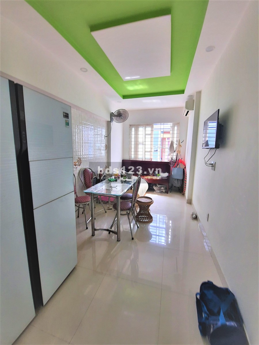 Nhà ĐẸP 3 lầu vuông vứt ở liền, hẻm oto CMT8 Q10_4ti4 bớt lộc