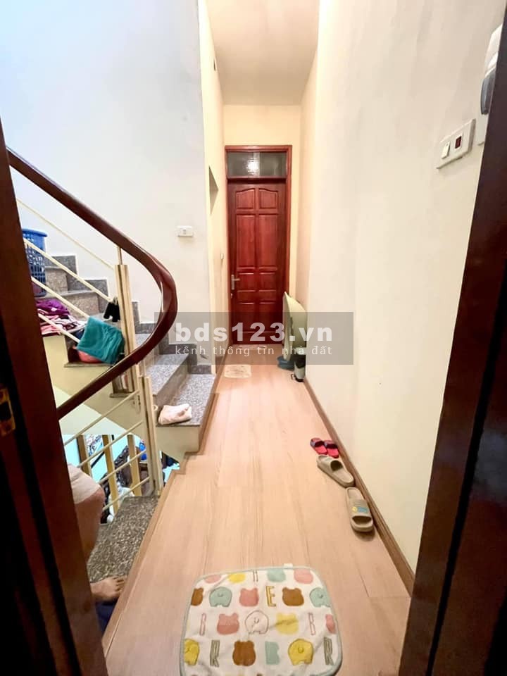 Bán nhà Hồng Mai, Hai Bà Trưng, 40mx3PN giá bán 3.3 tỷ LH: 0989191397