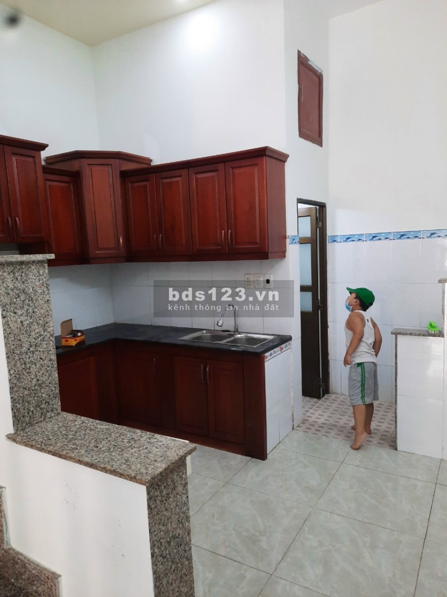 Nhà mặt tiền Phùng Khắc Khoan Dĩ An, giá chốt 3.65 tỷ, liên hệ chính chủ