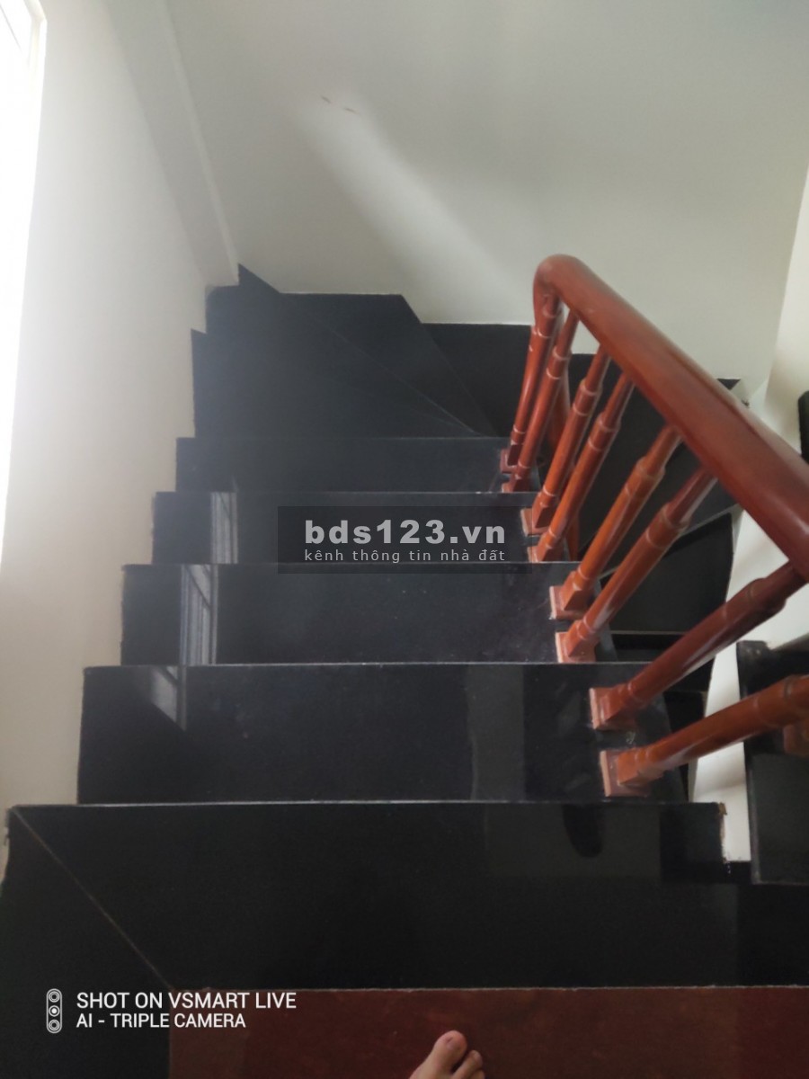 Bán nhà mới xây phố Quang Trung, 5 tầng đẹp vuông vắn, ô tô đỗ cửa, Full nội thất