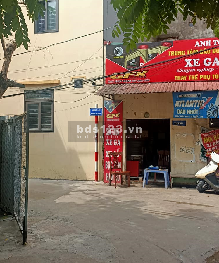Giá bán 2.1 tỷ nhà 44m2 Cổ Nhuế ngõ rộng thông Ôtô 30m. LH: 094.111.1357.