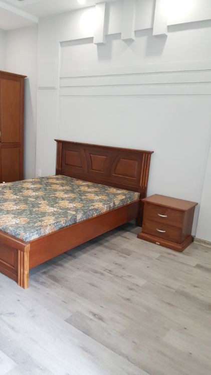 Cho thuê phòng riêng khép kín có bếp, nhà vệ sinh, dt 25m2 ở Trại Lẻ