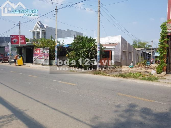 Cần bán nhanh lô đất mặt tiền tỉnh lộ 2 chỉ 2,4 tỷ tại Củ Chi, Ngân hàng hỗ trọ 70% LH: 0902378826