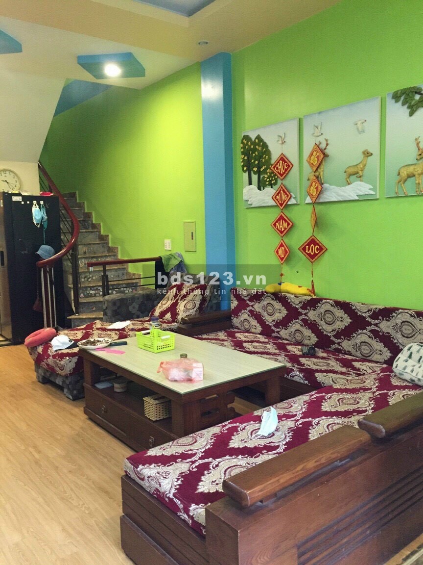 Bán nhà phố Nguyễn Văn Tố, ph Quang Trung, TP HD, 41m2, 3.5 tầng, lô góc, mt 4.25m, 2.55 tỷ