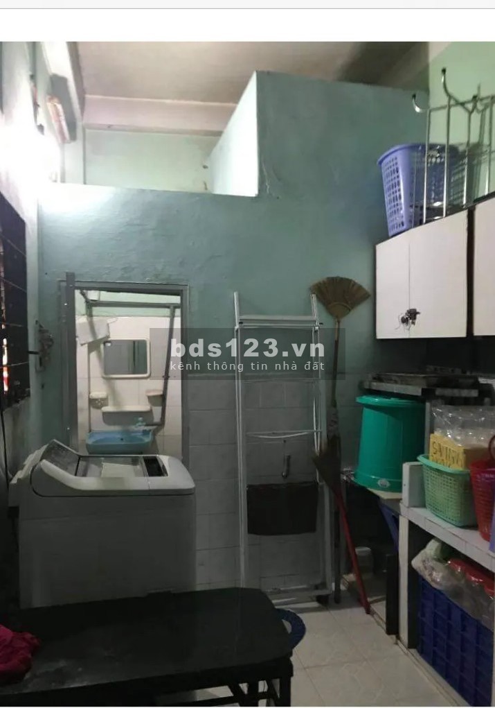 Bán Nhà cấp 4 Nguyễn Phúc Chú, chiều ngang rộng 5m, dt 70m2, giá 4.5 tỷ