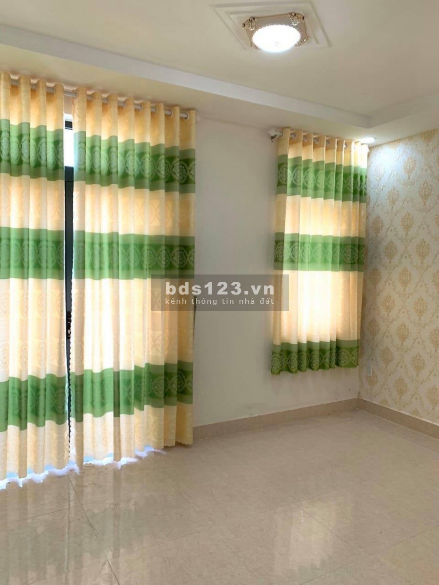Nhà cần bán gấp, HXH 304 đường Bùi Đình Túy, P.12, Bình Thạnh, 2 tầng Giá rẻ.