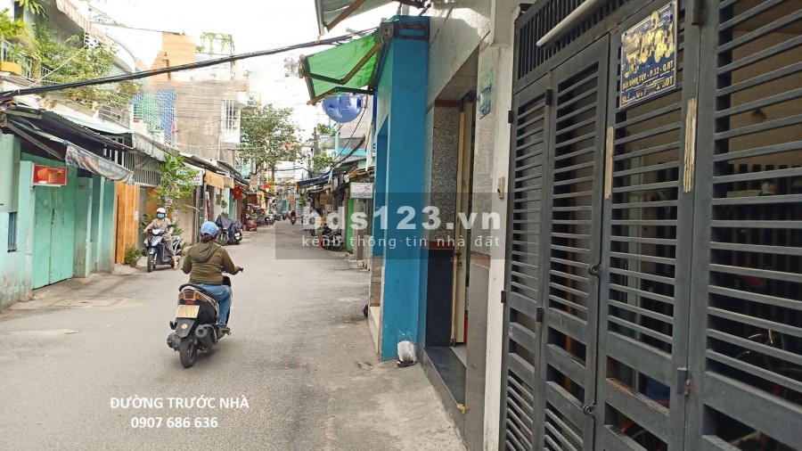 Nhà cần bán gấp, HXH 304 đường Bùi Đình Túy, P.12, Bình Thạnh, 2 tầng Giá rẻ.