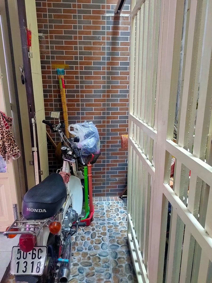 Bán nhà Hẻm 1/ Nhiêu Tứ, nhà mới, phù hợp để ở, 3 tầng, giá 3.45 tỷ, lh 0966896899