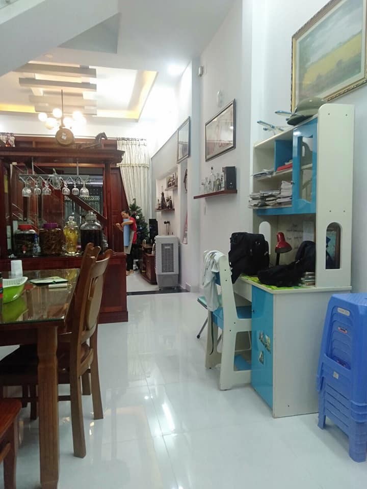 Xe hơi ngủ trong nhà Lê Văn Thọ (4,6x16), p11. Gò Vấp. giá 6,3 tỷ còn TL. LH 0979847570