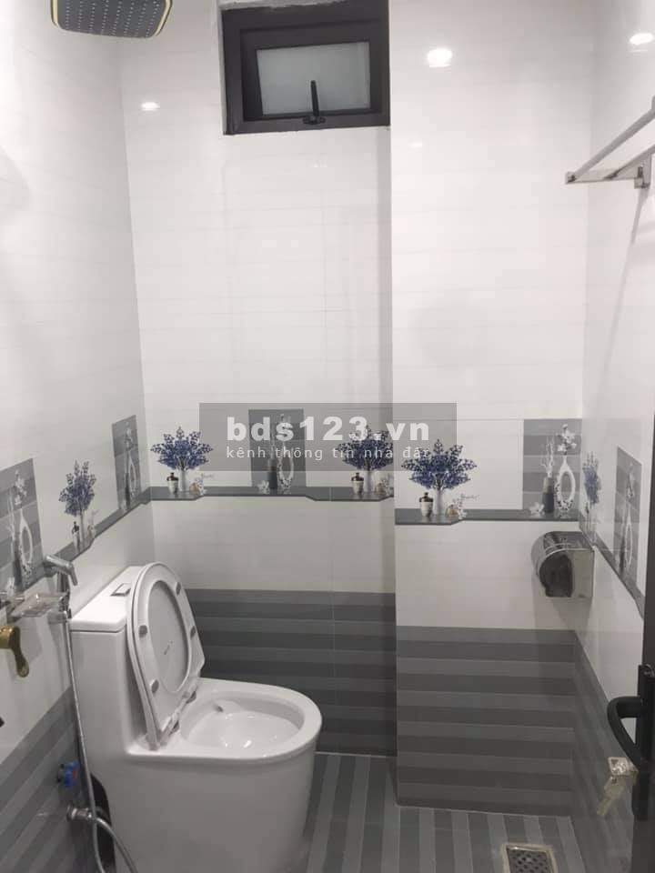 Cần Bán Nhà Phố Trương Định diện tích 34m2, 5 tầng đúc, gần ngã tư Mơ, sổ đỏ chính chủ