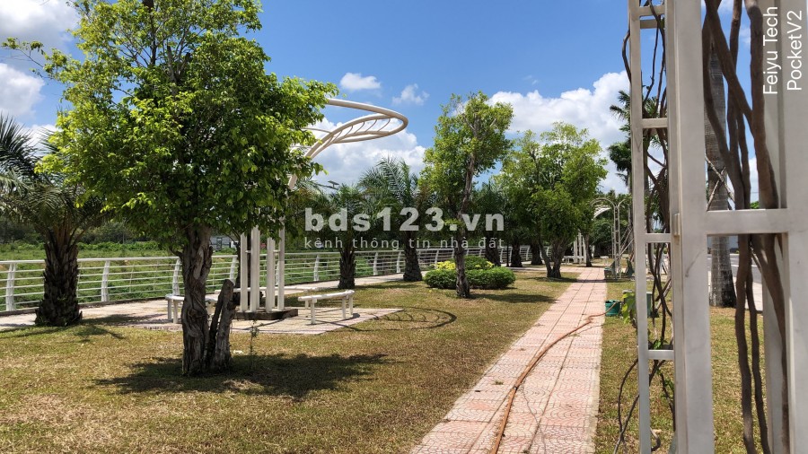 Bán lô đất Phú Chánh, Cổng Vsip 2a, giá đầu tư mùa dịch