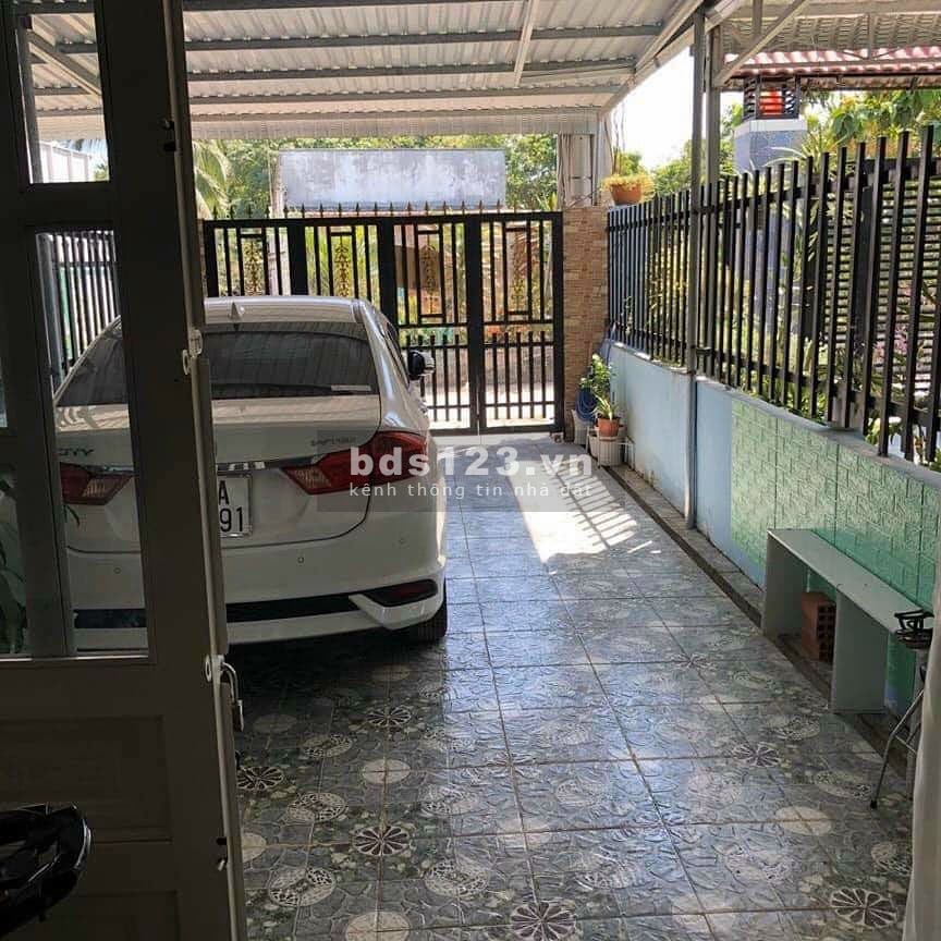 Chủ cần ra gấp căn nhà 1 lầu 1 trệt, giá bán 2.25 tỷ, liên hệ 0389728246