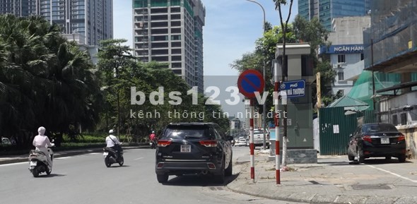 Siêu hiếm bán nhà Liễu Giai đẳng cấp mặt phố 70m, mt 9m, giá bán 37.5 tỷ