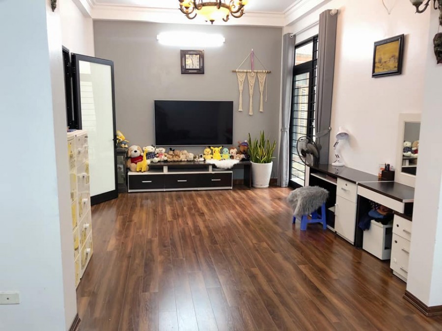 Bán nhà Đông Ngạc, ô tô đỗ cửa, dt 35m2, 5 tầng, giá 3.2 tỷ, liên hệ 0983753389