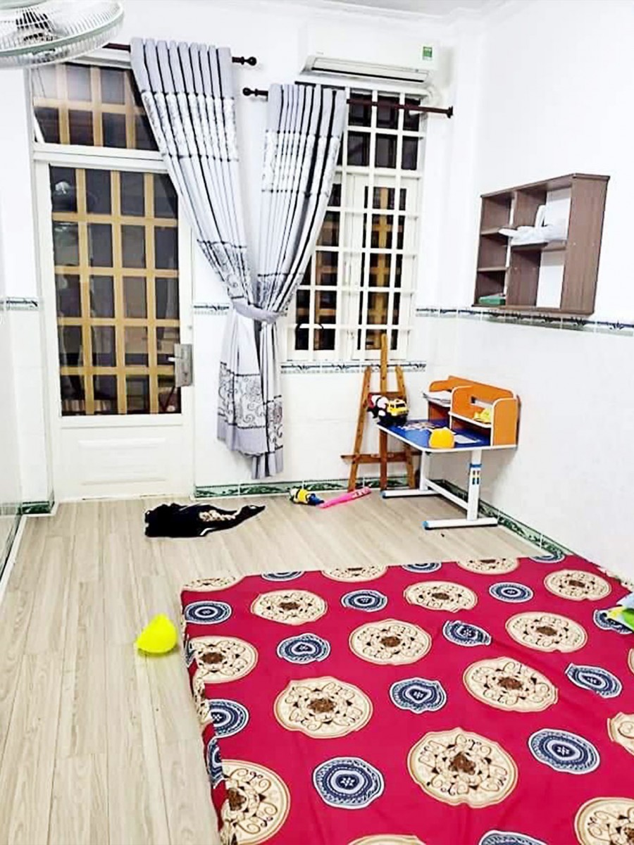 Nhà mới đẹp Quận 10 sát mặt tiền 30m2 có giá bán 4,4 tỷ …