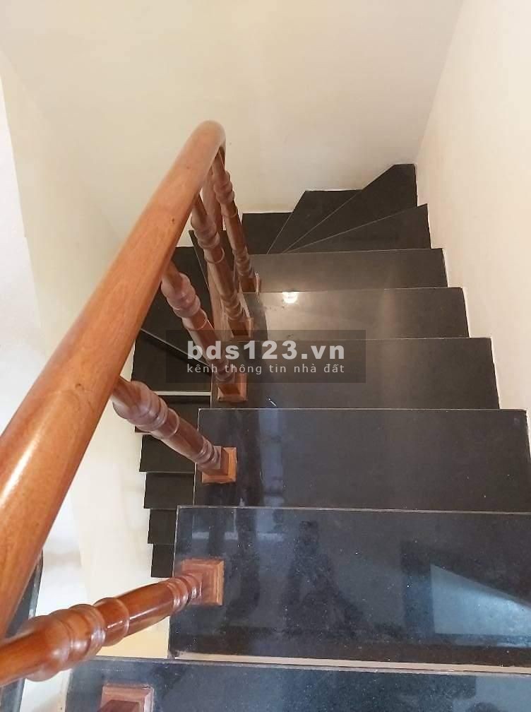 Nhà đẹp ở ngay, gần ô tô, Tôn Thất Tùng, Đại học Y, dt 36m2, 4 tầng, giá 3.5 tỷ