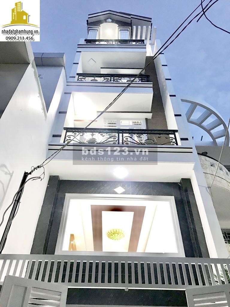 Định cư nước ngoài nên bán nhà 2 MT Nguyễn Cửu Vân, phường 17, Quận Bình Thạnh