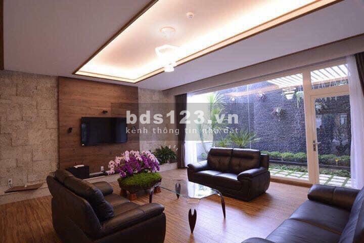Cho Thuê Nhà Bàu Cát 3, Quận Tân Bình, diện tích sử dụng: 8x18m, 3 lầu