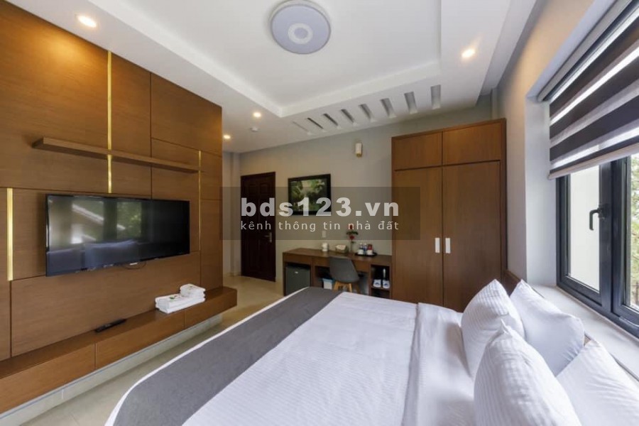 Cho Thuê Nhà Bàu Cát 3, Quận Tân Bình, diện tích sử dụng: 8x18m, 3 lầu