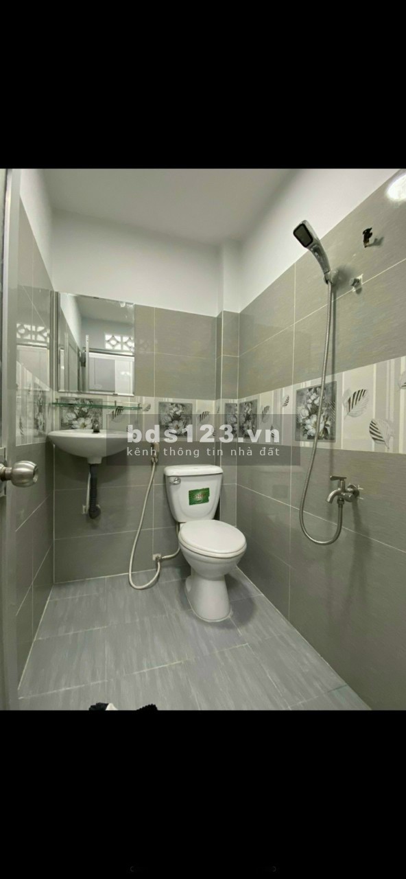 Cần bán gấp nhà 1982 Huỳnh Tấn Phát, huyện Nhà Bè, giá 1.32 tỷ, lh 0908189536
