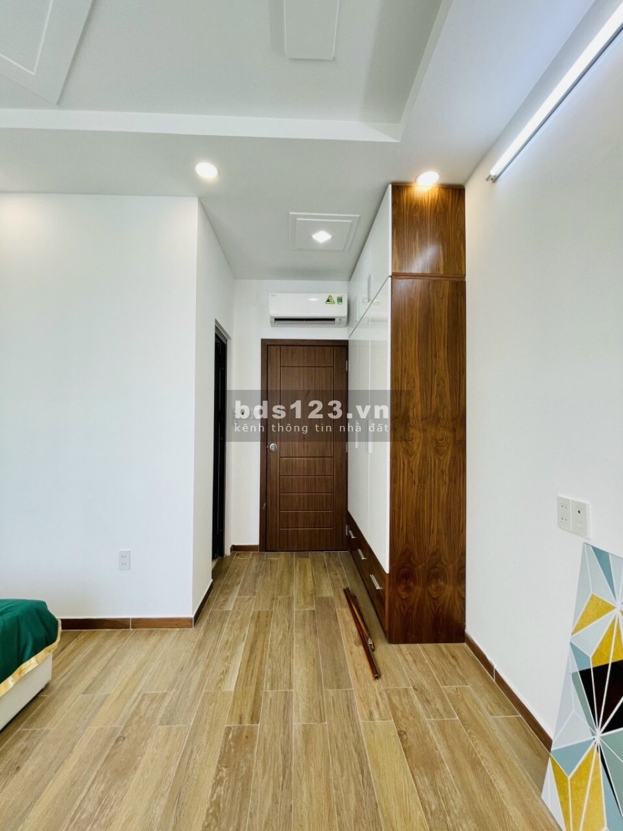 Cho Thuê Nhà Cửu Long, Quận Tân Bình, diện tích sử dụng 6x18m, 3 lầu