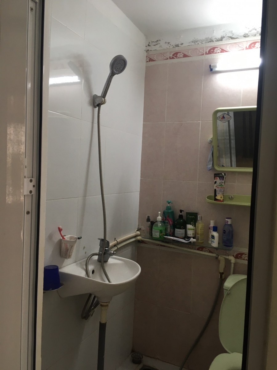 Chính chủ cho thuê phòng khép kín tầng 3 chung chủ ở 54 ngõ 73 Hoàng Ngân LH 0912671240