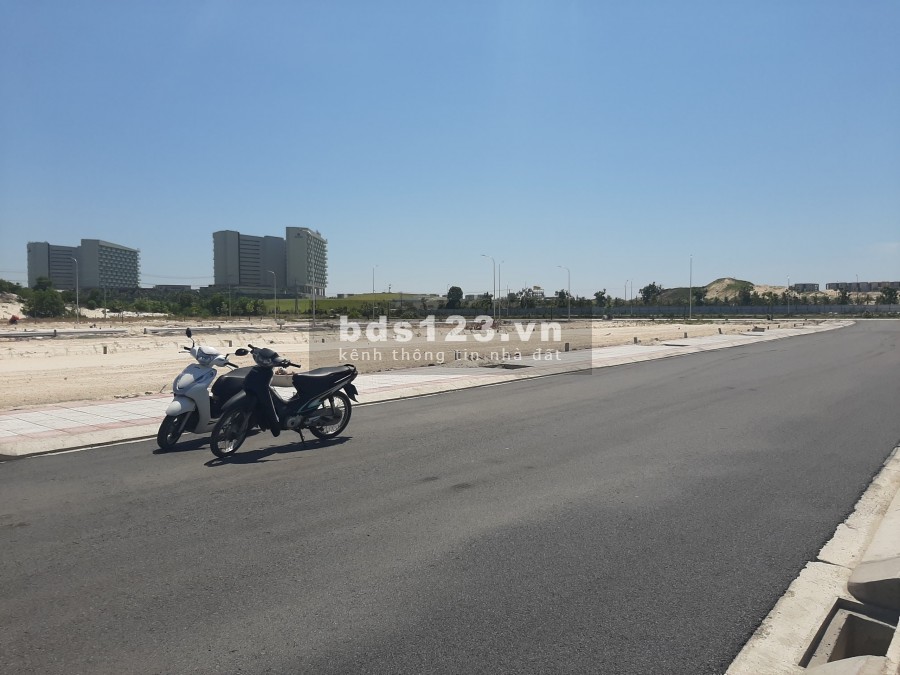 Cần thanh lý nhanh vài nội bộ Golden Bay, hướng tốt, vị trí đẹp