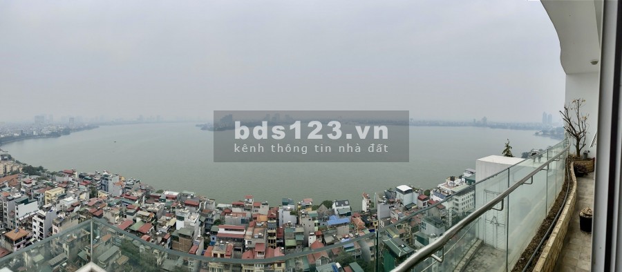 Cho thuê chung cư cao cấp Golden Westlake 225m 4PN Full nội thất,View Hồ Tây. L/H: 0963146006